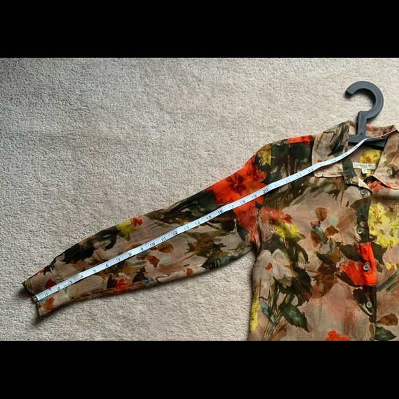 Burberry 100% Silk Blouses - Picture 8 of 8